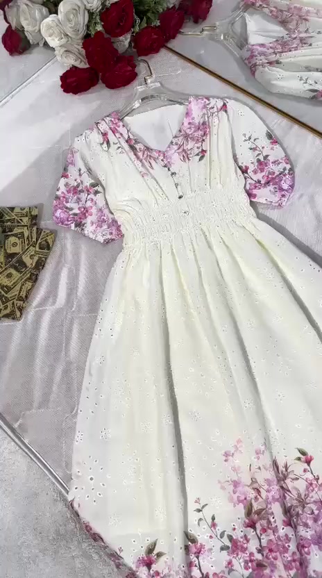 ووصل الجمال وترند الموسم😍❤️
طول تسعين 
خامة شيفون مبطن 

قياسات   افري سايز


**إذا كنت صاحب هذا الإعلان وتريد حذفه لأي سبب، رجاءا أرسل رسالة إلى الدعم الفني**