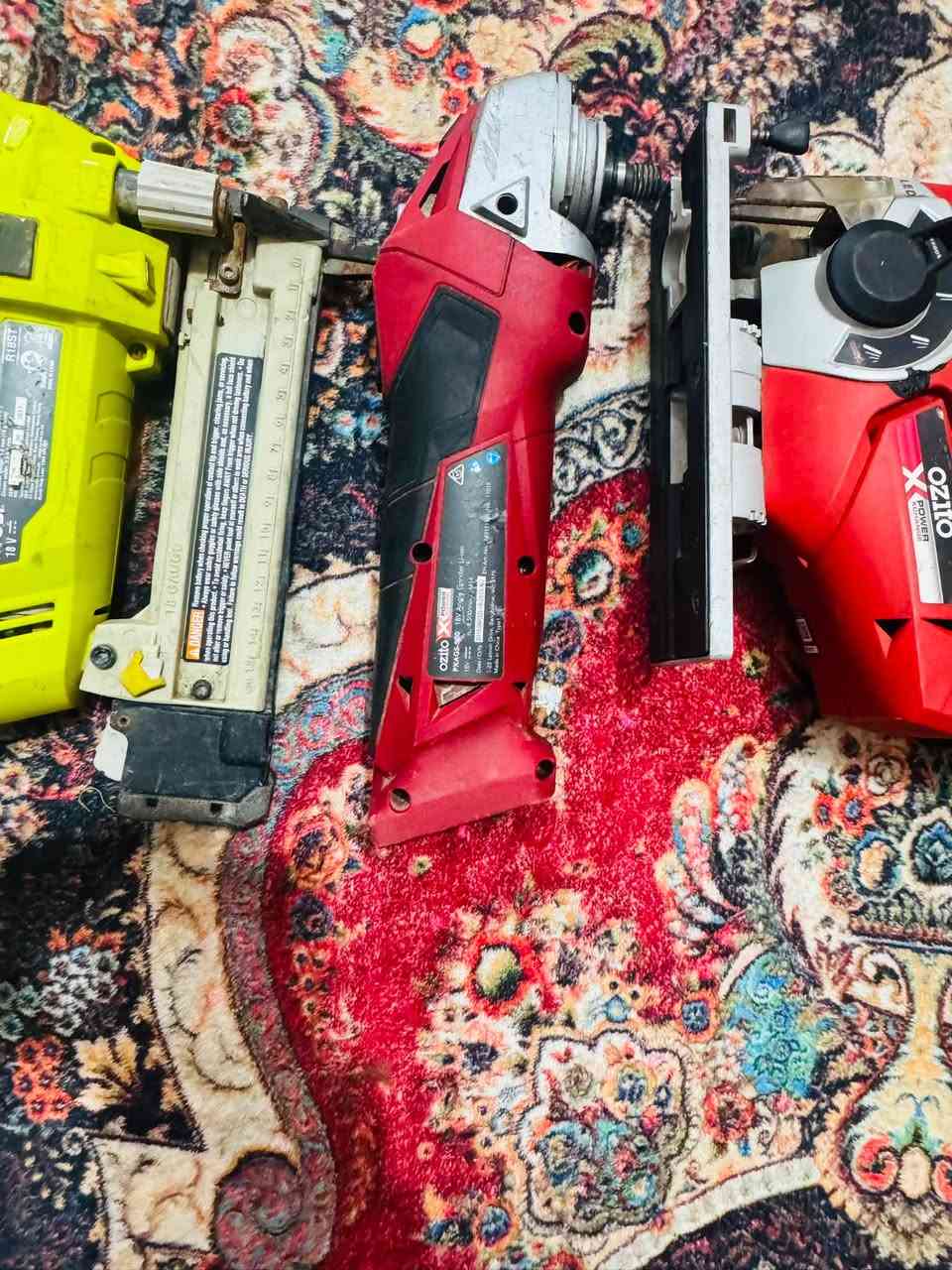 سلام عليكم كلهن يشتغلن ماركة معروفة ريوبي اوزتو راسلني او تتصل ***********

