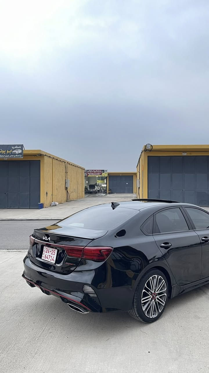 سلام عليكم كيا فورتيGTموديل2023ماشيه63mi بيها 7قطع صبغ أمريكي شرط الترقيم بجم كبس لايتات بيلادي سعر 135 بيها مجال رقم ***********
