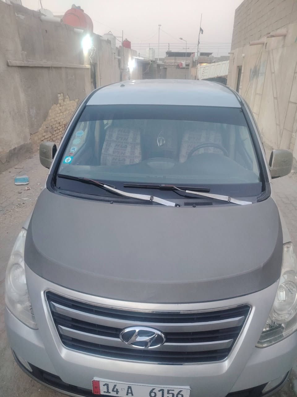 ستاركس 2009 سلفر مكفولة من الصبغ والضربة مكينة جديدة سبلاين 12 تخم تاير ويل كبvip رقم جديد بصرة بأسمي مدوشمة السيارة نظيفة مابيها اي نقص فقط جاملق السايق مبدل مكانها الزبير السعر 135 بيها مجال ***********
