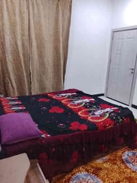 عندي غرفه للبيع كامله جاهزه من كلشي سعر 500 وبيه مجال تواصل على رقم 07...