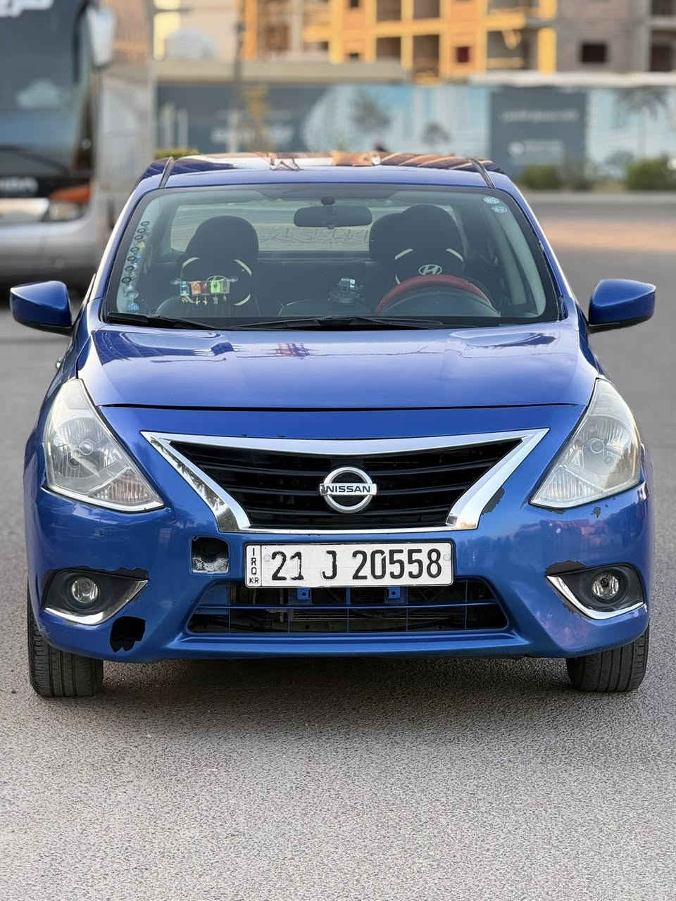 السلام عليكم 
نيسان فريسا 2016 وارد امريكي رقم سليمانيه نكليزي سنويه نافذه صار سنتين تحويل وكاله بشرط باسم شخص كردي ساكن كركوك بيها صبغ 4 قطع  حادث بچم بدون دواخل قويه روس شواصي فقط  وبيها باب سايق بالعراق صور سونار بالمنشور محرك 1600 ماشيه 200 سياره جاهزه تحكم ستيرن شاشه اربع جام كهرباء
تبريد مجمده وعندي فديو توضيحي الها.
السعر/78$ ومجال بسيط بيع او مراوس
*********** واتساب 
العنوان/بغداد-الاعلام قرب تقاطع درويش
