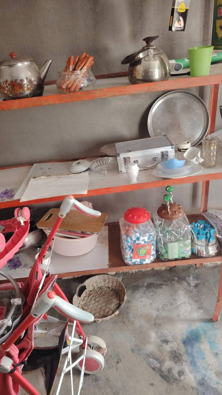 عارضه و رفوف للبيع سعر خاص
***********
