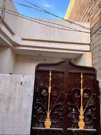 كربلاء شارع الحولي • ١٠٠م • طابق ونص