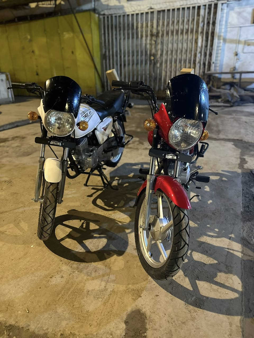 تم وصول دراجات نارية نوع بوكسر لون احمر ابيضّ
سلف هندر موديل 2026 السعر 950الف دينار تاير الخلفي جبلي 
العنوان الحلة باب المشهد مقابل بانزين خانه 
لصاحبه معرض الأستاذ عباس جابر (ابو علي)
الاستفسار ***********
