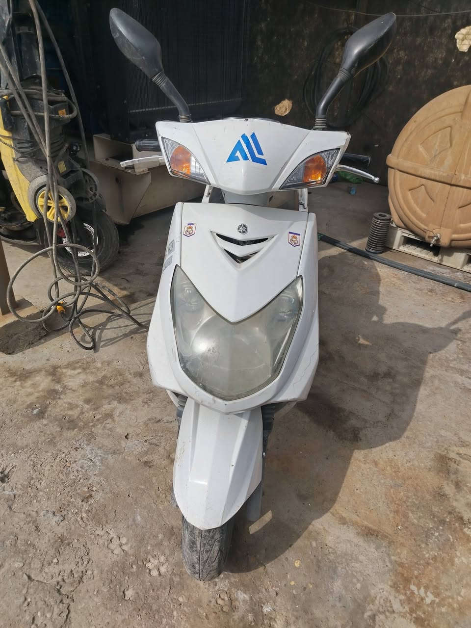 سلام عليكم
سكنس فحل
مكينه ناعمه دراجة كاملة نقص فقط كابريتر
جيب كابريتر ونطيك تراي وين متريد
شلعة معدل
٤٥٠ وبيه مجال حك الجيه
مكاني بغداد مقابل جزيرة بغداد السياحية
***********
