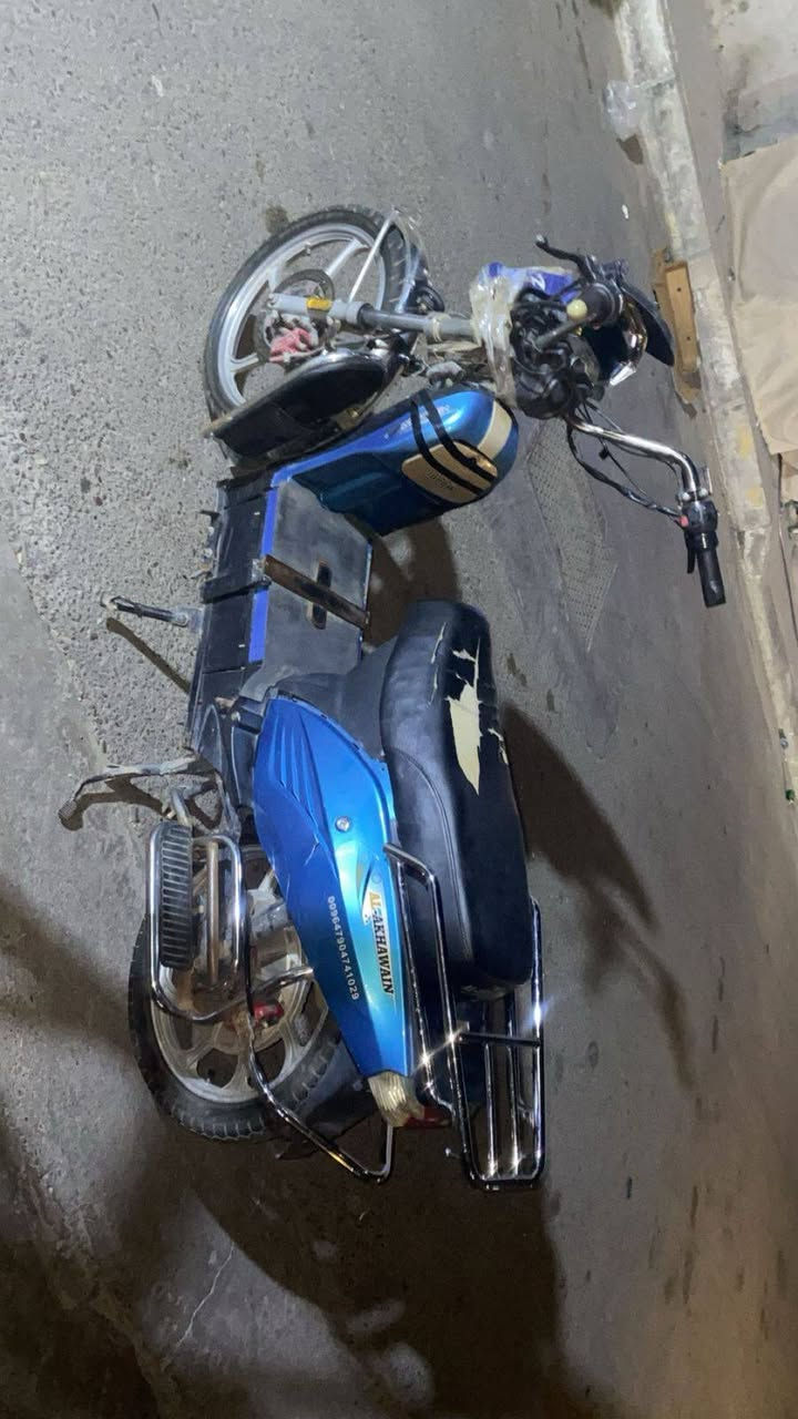 متاح.   ‏‪***********‬‏
