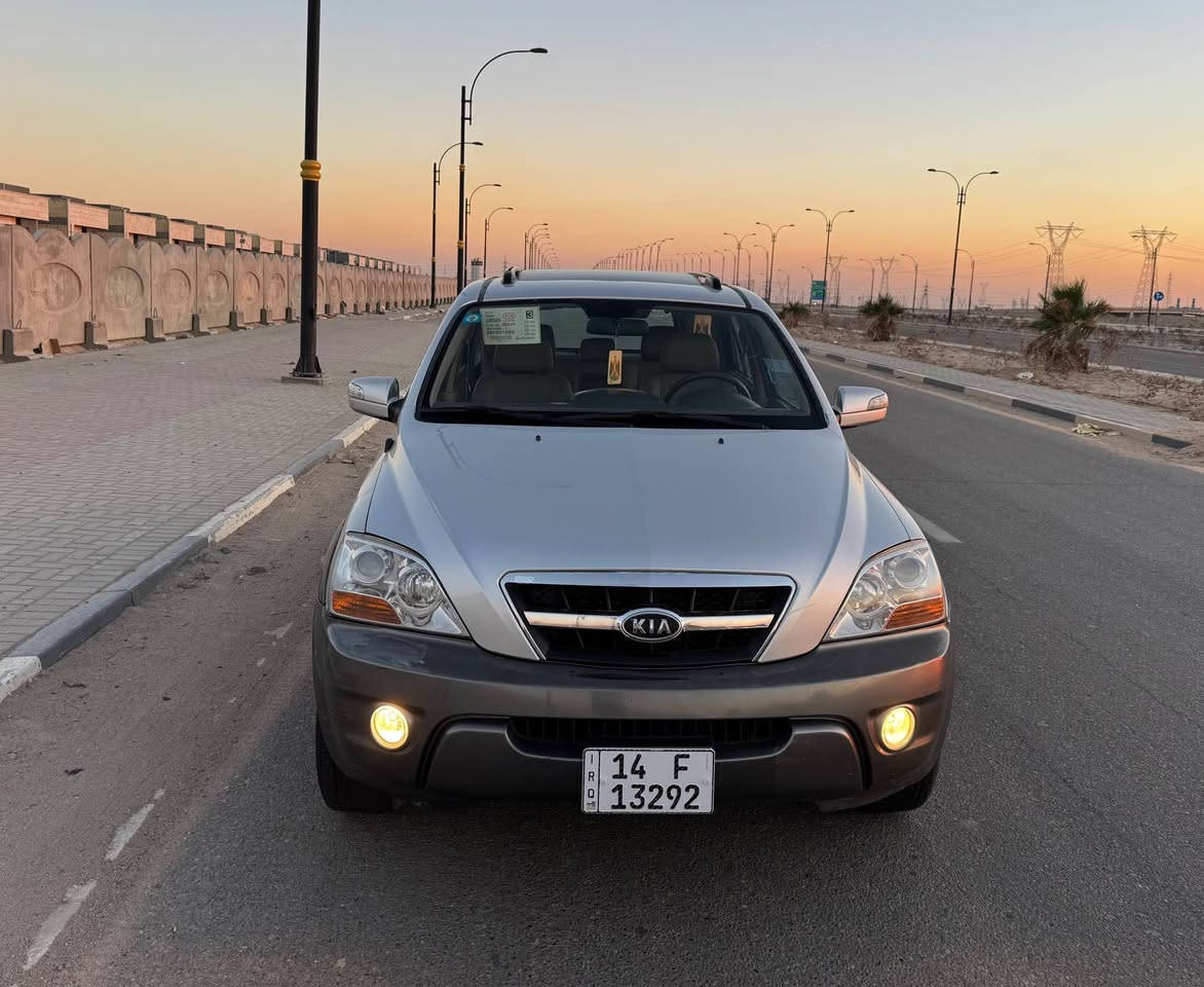 سورنتو وارد خليجي مديل 2009ماشيه80حقيقي ع بلاد جديده مكفوله من ضربه وصبغ وبارد محرك6سلندرفور
ويل فتحه تحكم ستيرن شاير بلمري مري شفط يدات نيكل داخل جلد بيجي وصاج كشنات كهرباء جاهزه بدون اي نقص السعر 125رقم السياره بصرة باسمي تحويل مباشر هزه وسنويه ورقم جدد الاستفسار ع رقم*********** البصرة, العراق
