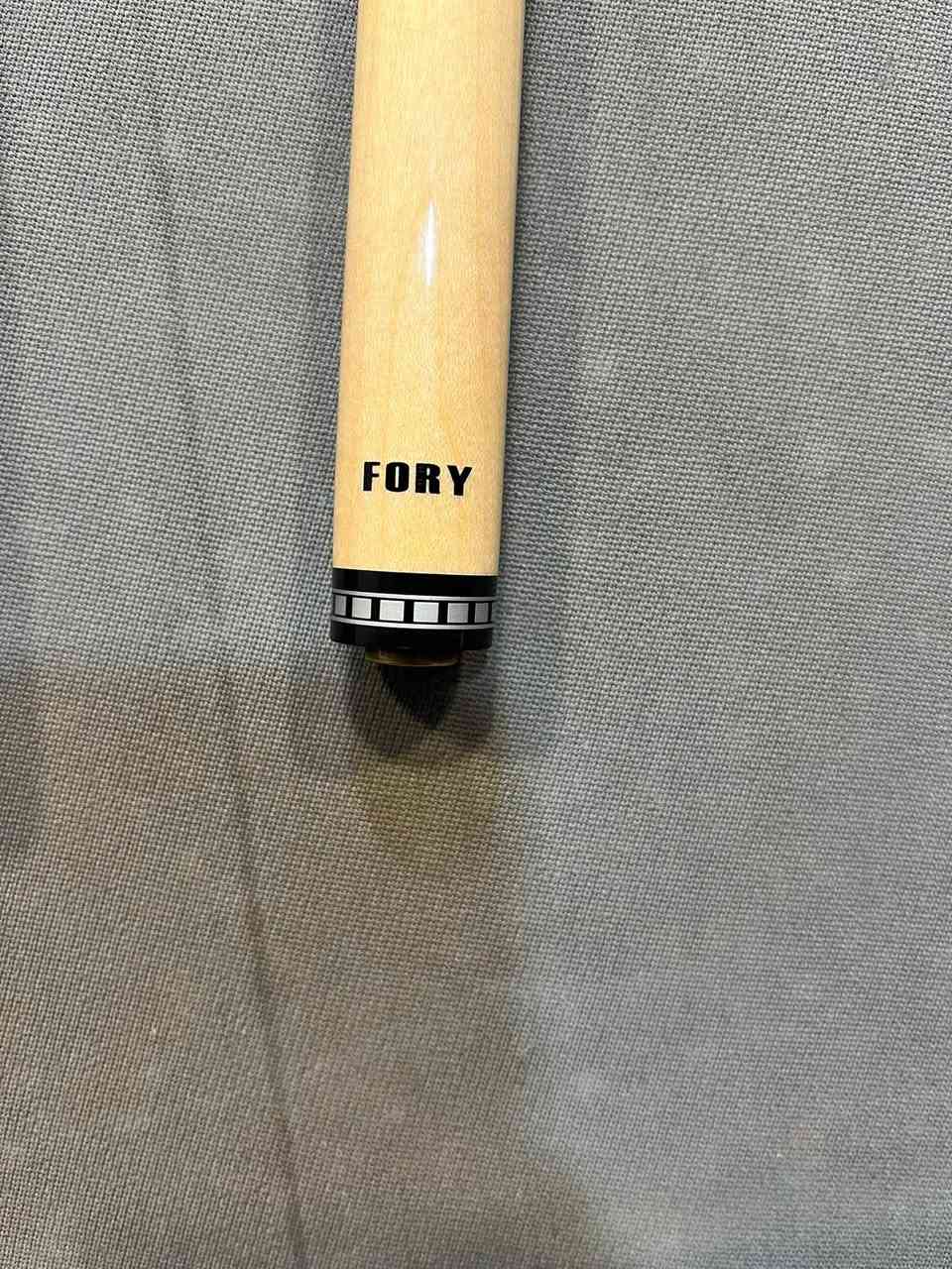 السلام عليكم
كيوب فوري (fory) للبيع استخدام قليل تبه كرستال اصليه السعر 150قفل جوه سعره للاستفسار واتساب ***********
