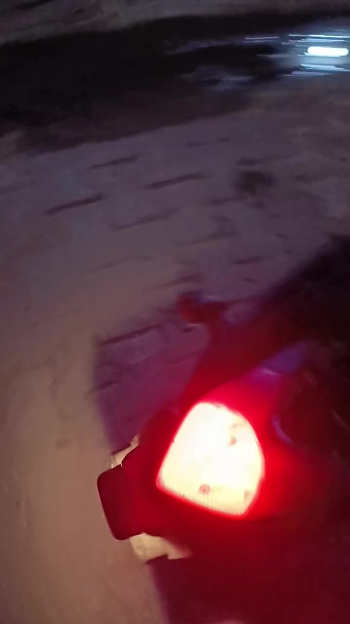 السلام عليكم شباب اغراض اصليه ما مفتوحات ولا ملعوب بيها من التويتر لحد النازل للبيع مكان العلاوي شارع حيفا تفصيخ***********
