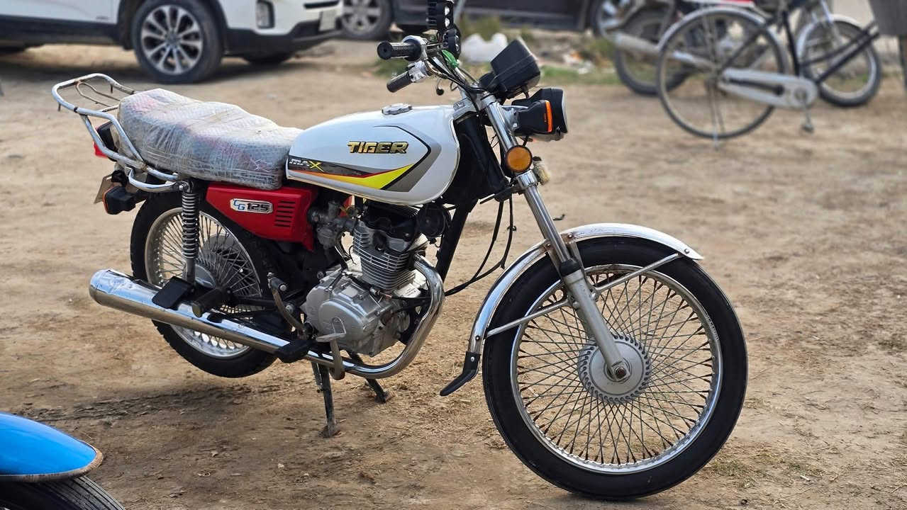 تاكر 23 البيع سعر 370بيه مجال بصيط بابل الهاشميه هاذه رقمي ***********
