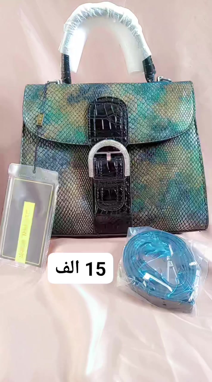 جنطه ماركة موفدارل قياس 25×25
يوجد توصيل لجميع المحافظات


**إذا كنت صاحب هذا الإعلان وتريد حذفه لأي سبب، رجاءا أرسل رسالة إلى الدعم الفني**