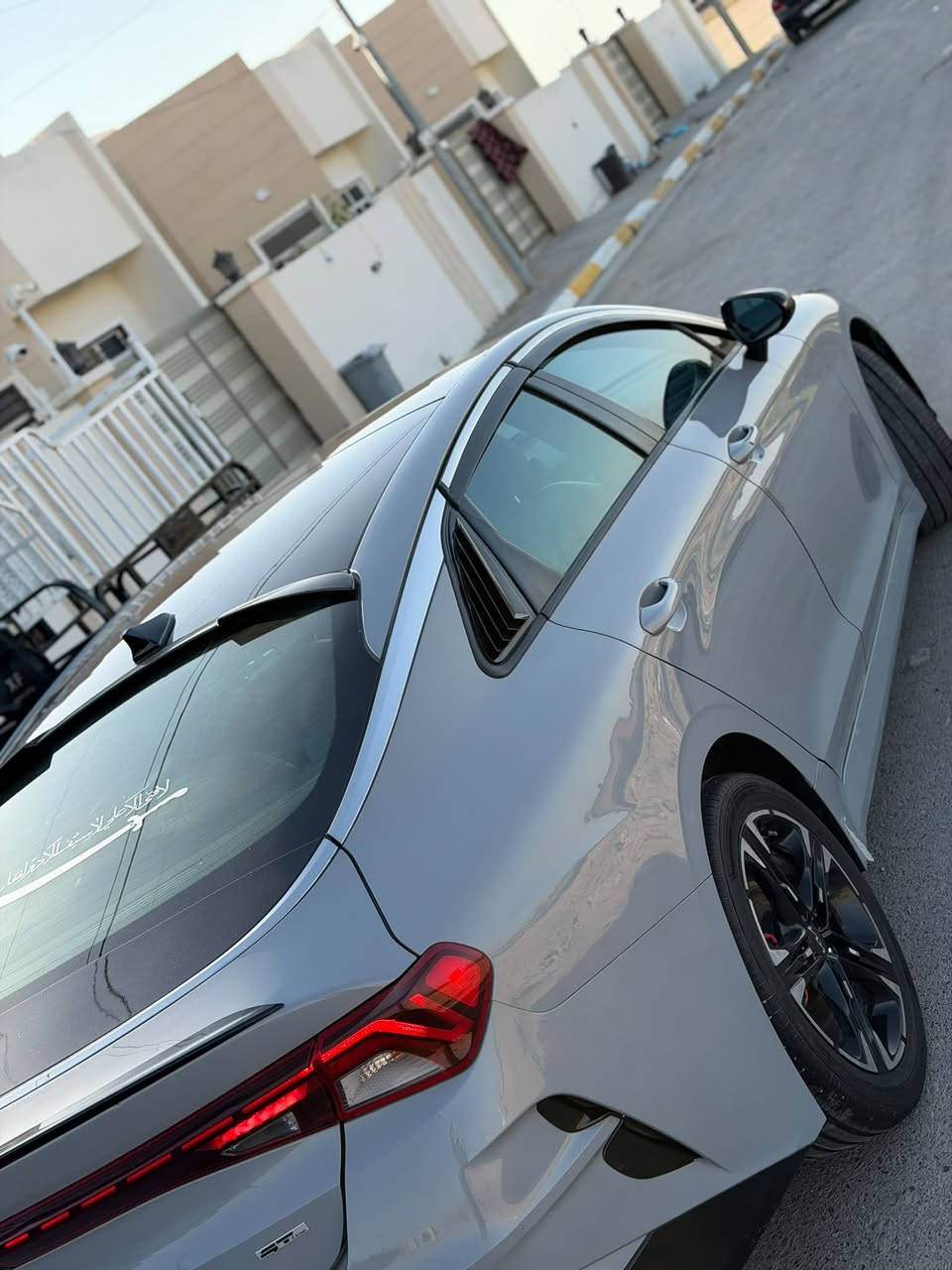 -
كيا كي فايف جيتي لاين

KIA k 5 GT lian

اللون( اسمنتي) فول نضافه

موديل 2023 (معوقين)✅✅

السيارة بيها( جاملغ امامي) وطخه بسيطه كلش بخشم البنيد+لباب الخلفي شخط ومصلح

فول مواصفات1/1🔥

بنوراما فتحة سقف 

دخول بصمه ذكي

نظام ترحيب اضويه يدات

تشغيل عن بعد 

بصمة ابواب

حجم المحرك1.6T✈️  

شاشة كبيرة اندرويد اوتو ابل كار

سايد بريك بصمه

اوتو هولد Auto Hold

حساس ضغط الاطارات 

الداخل ماروني المرغوب

 كامره دواره خلفيه 

رادار امامي 

 اشاير في المرايا+رادرات جانبية و خلفيه و اماميه 

حساسات خلفيه

نقطه العمياء

قيادة ذاتيه 

تحديد مسار

مثبت سرعه 

توقف ذاتي

تبريد شاشة + مناخ منفصل  

كشنات جلد   

اشاير بالمري 

لدترحيب 

لد امامي LED

لد خلفي LED

جنطه  فتح اوتماتيك عند الوقوف 

ويل كب كروم  18

سبايدر خلفي

اوضاع قياده Drive Mode

نظام سبورت sport

 نظام نورملNormal

نظام سمارت Smart

تحكم ستيرن جهتين  

مع شفتات ستيرن رياضي

دركة سبورت مختومه (GT)

 بعد بيهة مواصفات الفول

مكان السياره الفلوجه
السعر ١٧٥

لتواصل ***********

***********
