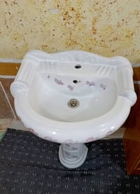 مغسلة • للبيع