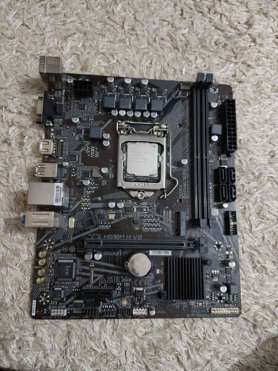 معالج ومذربورد ورام وكارت شاشه ومبرد مائي اغلب لقطع جديدة اواستخدم قليل للبيع
Msi gaming x frozen Rx 5500xt 8. 150 الف
Intal I5 10400f. 90
Motherboard Gigabyte b510 H v2. 85
Hdd wd 1000. اصلي مال حاسبتي غير مجدد.  30 
Ram t-force 2x8 16 3200.  130
مبرد مائي ثنين مراوح لون ابيض

متوفر توصيل لي كل لعراق


**إذا كنت صاحب هذا الإعلان وتريد حذفه لأي سبب، رجاءا أرسل رسالة إلى الدعم الفني**