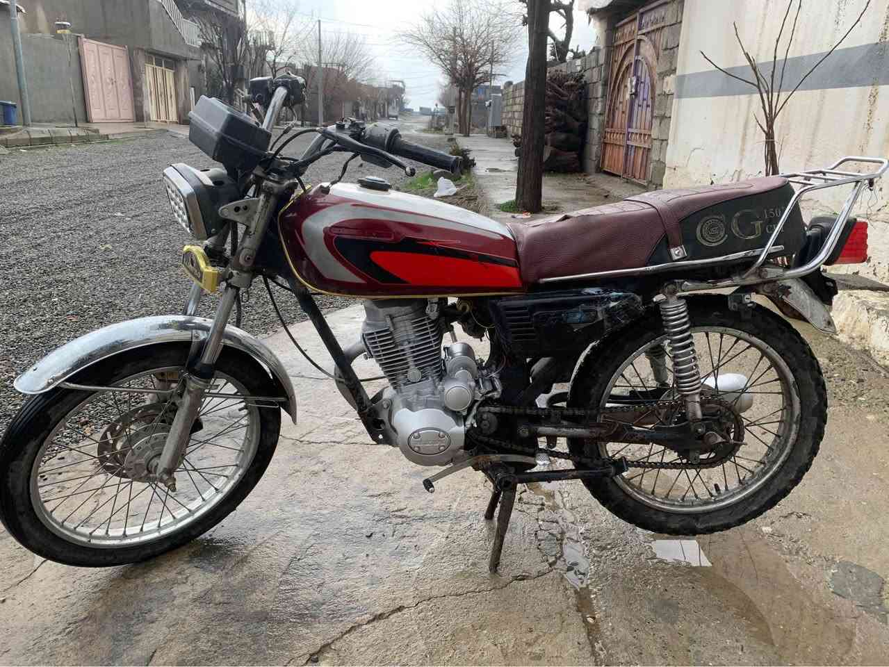 بةناوى خواى گةورة و ميهرةبان  ماتور ايرانى سيعرى ١٨٠مةعامةلة ١٥٠جاى ٥گير  بيش ديسك   گيرومةكينةى وةك سةعات لةقةلادزيية ***********واتساب و فايبرى لةسةرة بشدار, السليمانية
