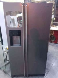 ثلاجة للبيع 28 قدم مع ضمان شهر سعر300 للتواصل 07517122334