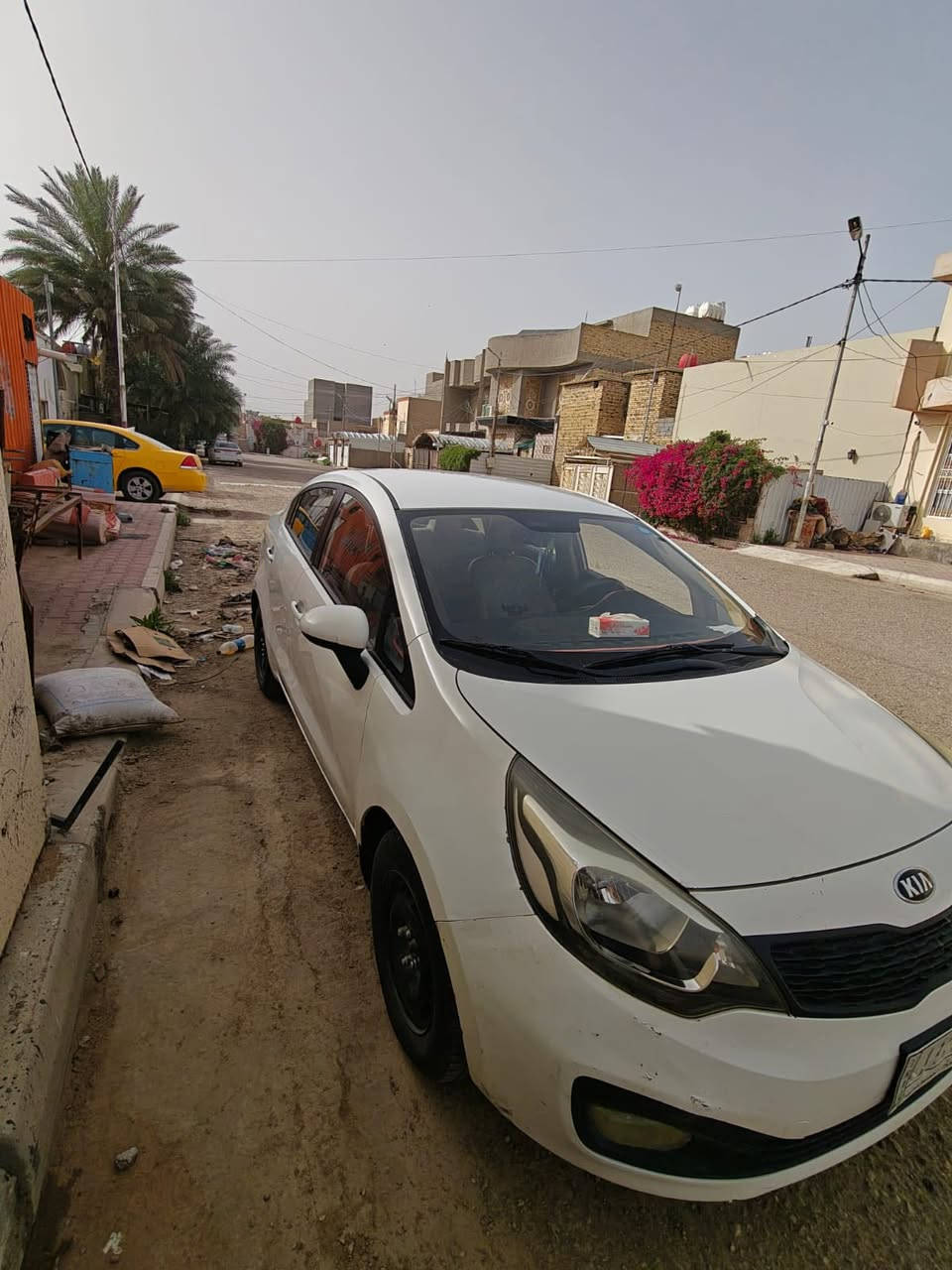 السلام عليكم كيه ريو موديل ٢٠١٥ خليجي كير ومكينه كفاله بيه ٤ قطع بارد جه اليمنه مبين بصور سنويه بعد سنتين يلا تسقط وباسمي تبريد ثلج مكاني ديوانيه السعر ٩٥ رقمي *********** بي واتس
