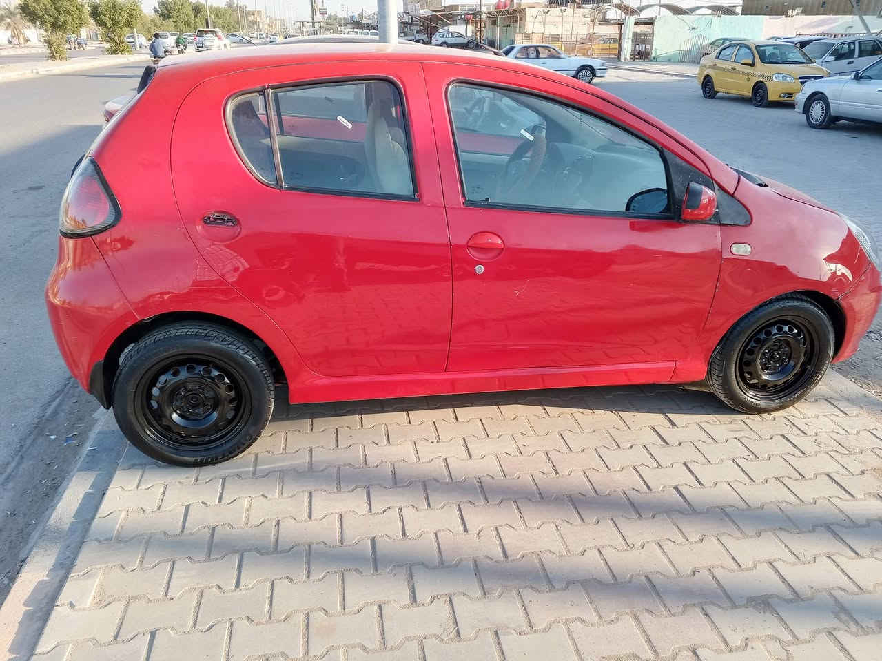 السلام عليكم
باندا 2013
رقم قادسية
كير مكينة مكفولات
السعر 42 وبيه مجال
مكاني نجف قرية الغدير
للأستفسار ***********
