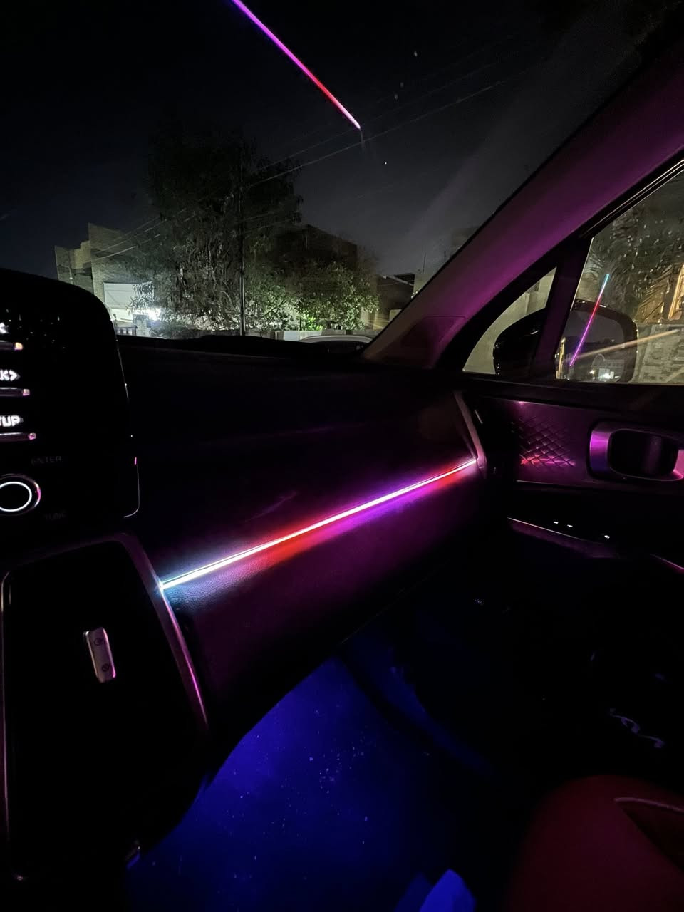 السلام عليكم 
النوع : كيا سورنتو ( وارد امريكي) 
الموديل :2023 
الرقم : اربيل ( بأسمي) 
السياره : بيه تبديل وصبغ الجاملغ الايسر الامامي + صبغ شويه من البنيد فقط بدون دواخل 
* كير محرك صدر تبريد شواصي لغود / كفاله عامه 
المواصفات : 
* المحرك : 2500 فورويل 
* اناره محيطيه للدشبول 
* سقف روز رايز
* 7 راكب 
* راردات اماميه وجانبيه 
* تبريد قطعتين 
* فول تحكم ستيرين 
* 5 انظمه قياده 
* شاشة + كاميره + كاربلي 
العنوان : بغداد - السيدية 
السعر : 190 ورقه وبيه مجال 
باقي التفاصيل الاتصال ؏ الرقم او واتساب
***********
