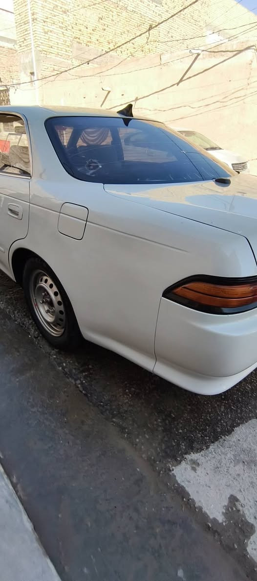 لبيع مارك نفخ موديل 1993  بسمي مشروع وطني رقم انبار مكفوله من لكصه ونقل جثه وكافه الاصوليات حداديه خلفيه اماميه  جديد  كير ومكينه حلوات لايت زنون اريل كهربائي  تايرات ويل جدد  سعر خاص رقمي ***********
