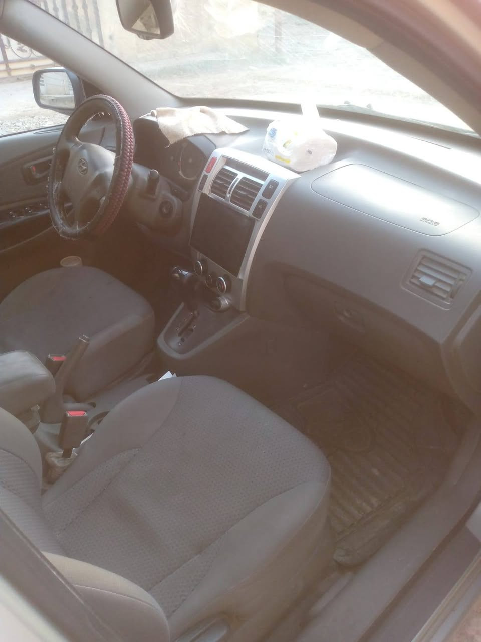 توسان 2010 ماشيه 111 خليجي البنيد جارد كير ومحرك وصدر مكفولات
السعر 112 وبيه مجال 
السياره باسمي تحويل ثاني يوم العنوان بغداد ابو غريب
 ***********
