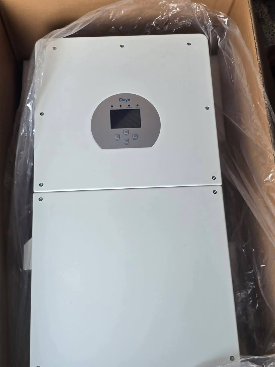السلام عليكم متوفر لدى شركتنا انفيرترات حجم 10 kw هايبرد
وحجم 5kw اوف كرد بأسعار مناسبة البيع جملة ومفرد 
للاتصال 
***********
