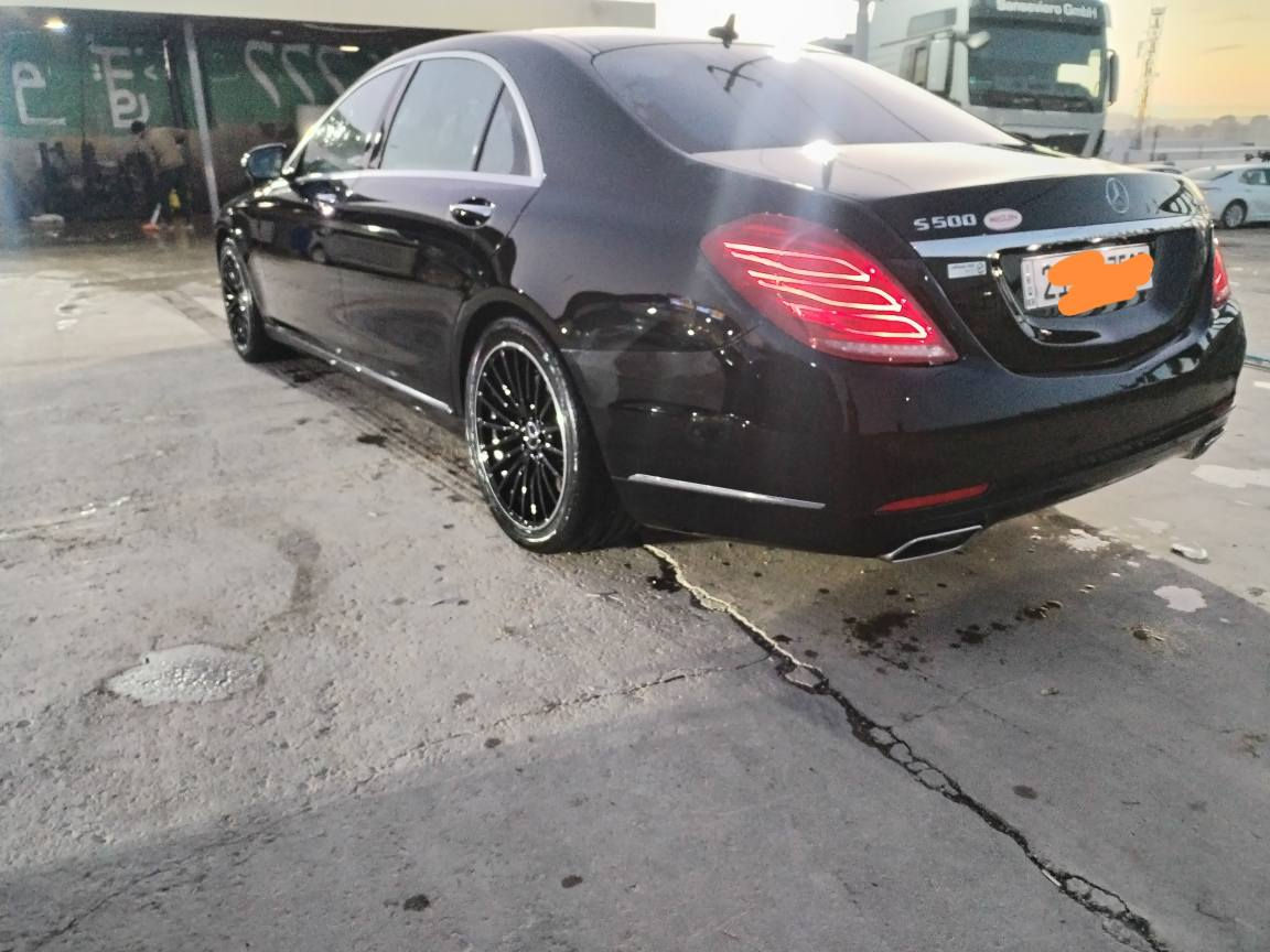 مارسیدز S500 2016 زەمانە ئەڵمانیە فول مواسەفاتی ‌‌٥ دوگمەیە تەنها ٤ پەنجە PDR هەیە کامل سیرڤز کراوە ۹۳ هەزاری هەقیقی ڕۆشتوە سەنەوی و ڕەقمی تازەیە بێ مەسرەف و بێ نوقسانیە 
سیعر [٤٦٠] مەجال
۰۷٧٠٢٢٨٤٤٠٦ السليمانية, العراق


**إذا كنت صاحب هذا الإعلان وتريد حذفه لأي سبب، رجاءا أرسل رسالة إلى الدعم الفني**