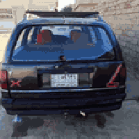 اوميكا للبيع ١٩٩٢كير عادي محرك ٢٠ لاصرف ولابخار جاهزة من كلشي كهربائيا...