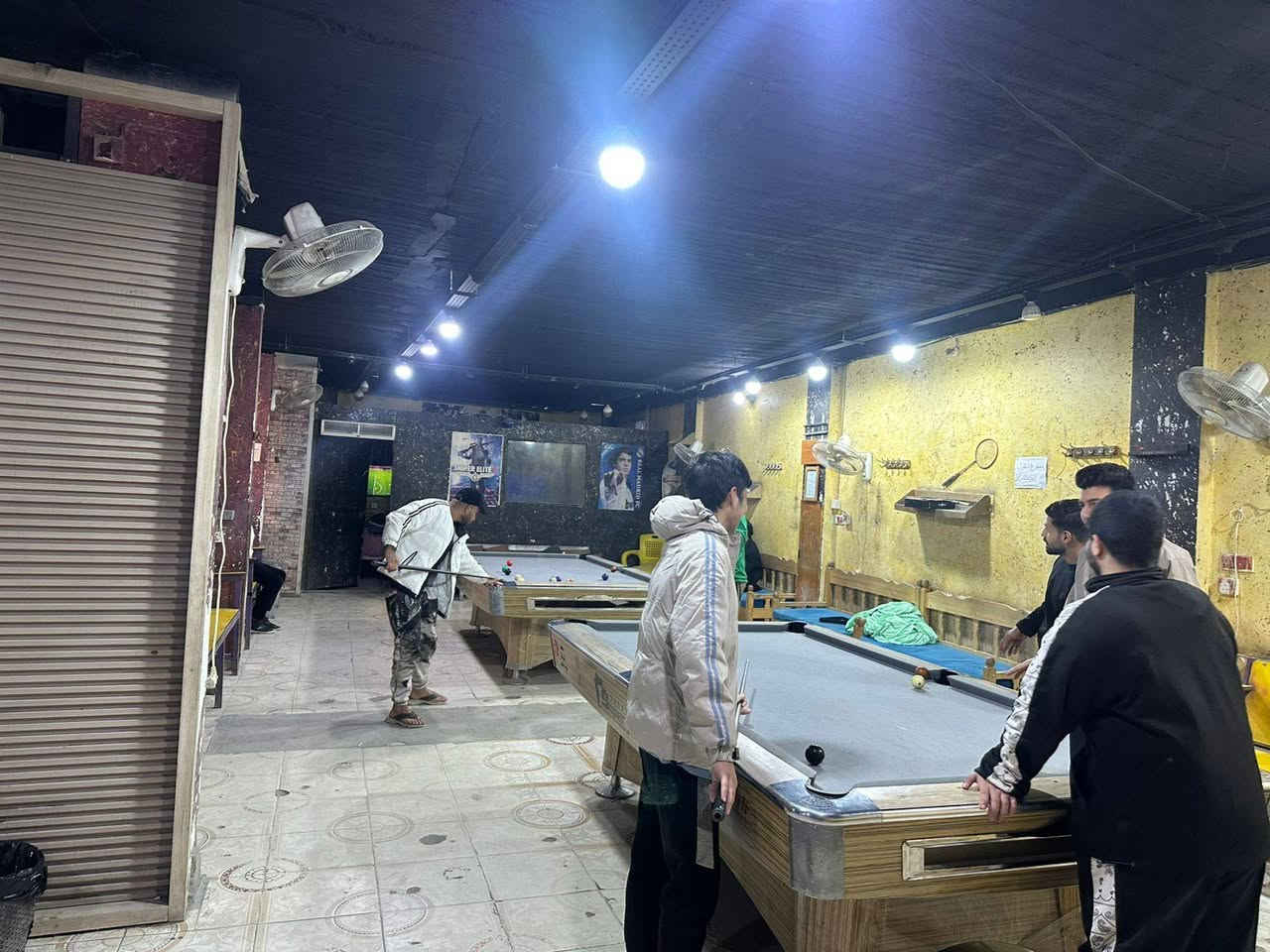 يوجد كوفـــــي للبيع مع الغراض كامل.. العنوان مسيب قرب كراج السده مقابل محلات احمد جوريد للموبايلات الكوفي كامل من كلشي بلايات عدد 4 مهكرات كما موضح بلصور اراكيل خشب كامله بلازمات مع بين سبورت للقنوات الرياضيه مع سستم كامرات كامل للكوفي مع بلياردات عدد 2  استعمال قليل من الاخير تعال شوف انت بنفسك وهذا باب رزق والله يرزق الجميع... ع الخاص مموجود اجاوب ع الرقم والسعر جدا مناسب والايجار شهري..
يوجد كوفـــــي للبيع مع الغراض كامل.. العنوان مسيب قرب كراج السده مقابل محلات احمد جوريد للموبايلات الكوفي كامل من كلشي بلايات عدد 4 مهكرات كما موضح بلصور اراكيل خشب كامله بلازمات مع بين سبورت للقنوات الرياضيه مع سستم كامرات كامل للكوفي مع بلياردات عدد 2  استعمال قليل من الاخير تعال شوف انت بنفسك وهذا باب رزق والله يرزق الجميع... ع الخاص مموجود اجاوب ع الرقم والسعر جدا مناسب والايجار شهري..
***********

يوجد كوفـــــي للبيع مع الغراض كامل.. العنوان مسيب قرب كراج السده مقابل محلات احمد جوريد للموبايلات الكوفي كامل من كلشي بلايات عدد 4 مهكرات كما موضح بلصور اراكيل خشب كامله بلازمات مع بين سبورت للقنوات الرياضيه مع سستم كامرات كامل للكوفي مع بلياردات عدد 2  استعمال قليل من الاخير تعال شوف انت بنفسك وهذا باب رزق والله يرزق الجميع... ع الخاص مموجود اجاوب ع الرقم والسعر جدا مناسب والايجار شهري..
