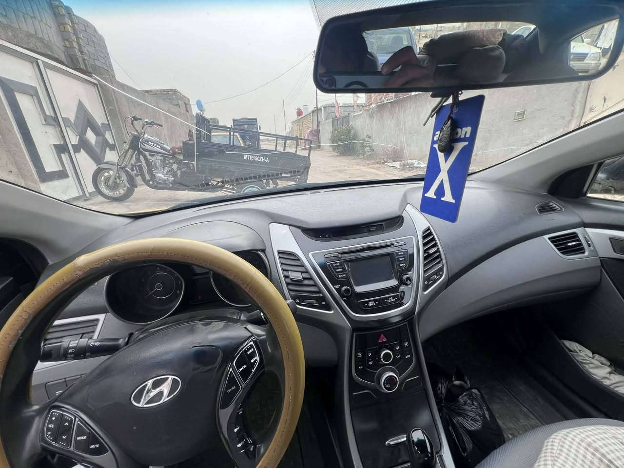 سلام عليكم  سياره انتره ١٥ تكسي الماني بغداد  مكينه الف٨٠٠ دوش كير ايتي تبديل قطعه فقط بنيد  سياره كفاله   كهرباهيات كلها شغاله السعر  112 وبايها مجال  ***********
