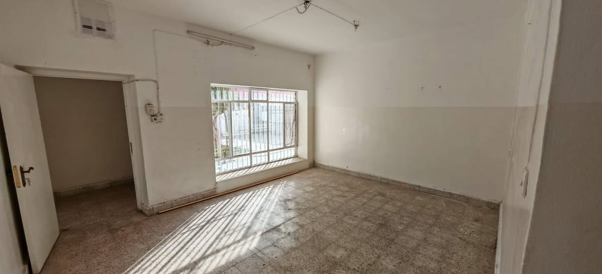 مكتب اضواء المدينه
دار مستقل للايجار  في موقع مميز
يحتوى على ٢غرف نوم -صاله كبيره -مطبخ -صحيات-بيتونه-كراج يتسع سيارتين-حديقه كبيره

عنوان كركوك _( شارع القدس خلف مول نمور)

#المساحه ٣٥٠متر  

#السعر.  750 الف
يرجى مراسله او الاتصال على الارقام مذكوره 
-----------------------------------
#الاستفسار_والمعلومات_اكثر_يرجى_الاتصال_على_ارقام
محمد: ***********

#عنوان_المكتب_شارع_القدس___مقابل_مول_سلام___
نتشرف بزيارتك مكتب اضواء المدينه
