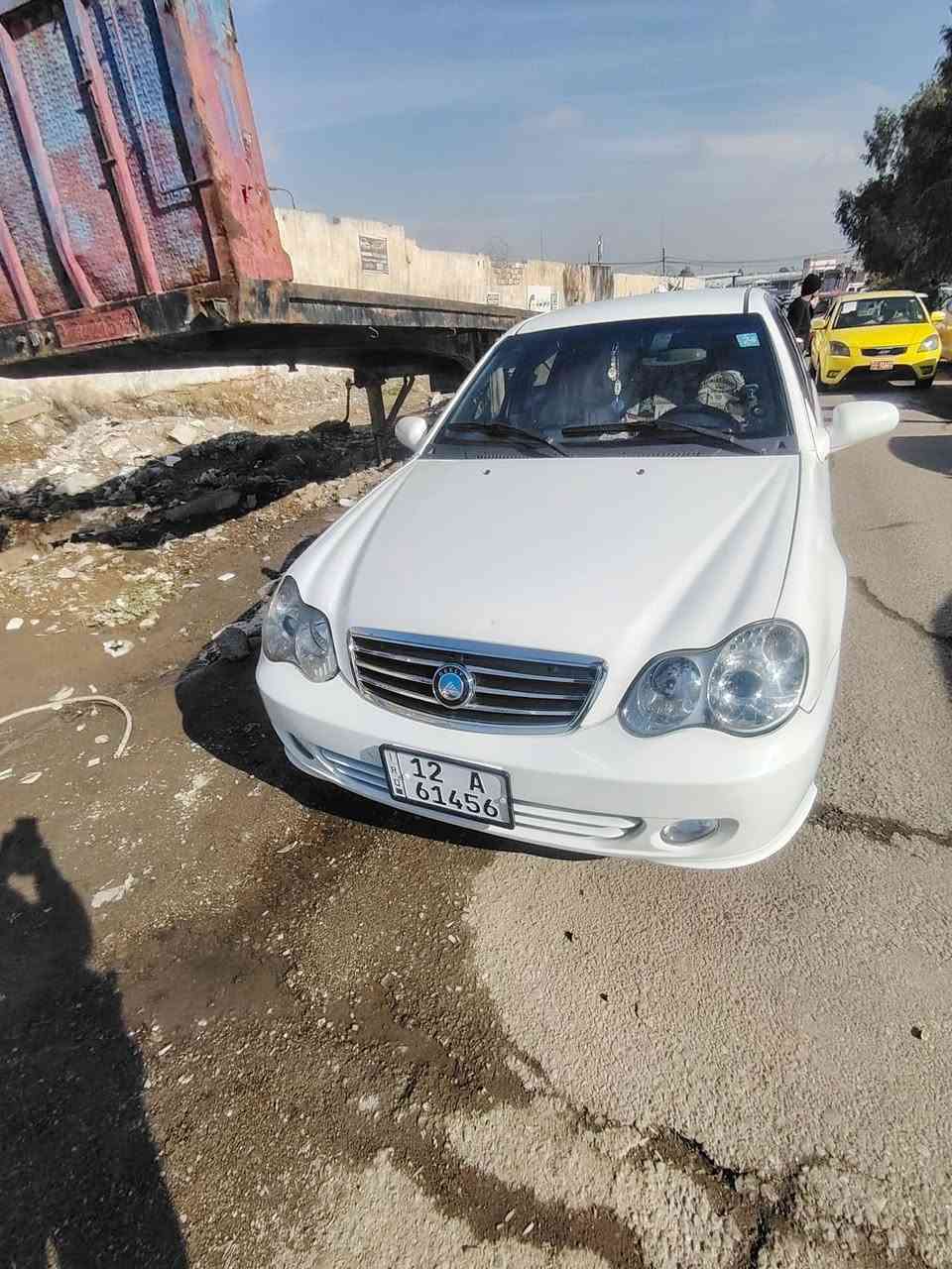 السلام عليكم سيكي للبيع موديل 13 قصه قديمه سياره وضع شركه بيها جامله رش خلفي بدون اي حادث وبيها شبر بالباب سياره وايرمنيه كلها شغاله تدفئه تبريد شغال رقم مسطره نينوى
***********
