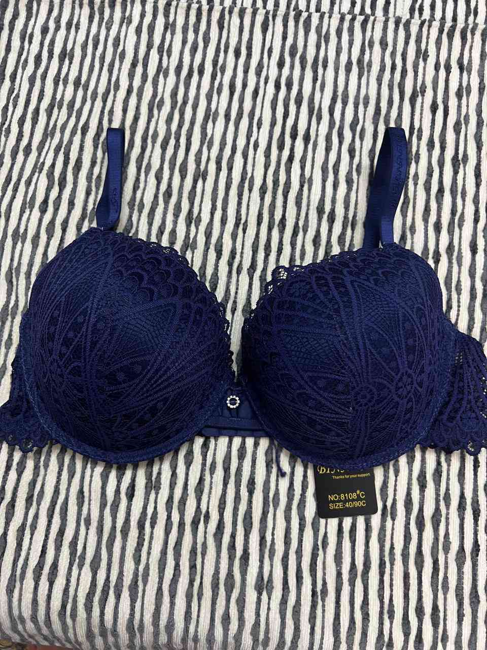 اسفنج وعظم ماركه BINNYS BRA
كب C
36/38/40/42
السعر 5


**إذا كنت صاحب هذا الإعلان وتريد حذفه لأي سبب، رجاءا أرسل رسالة إلى الدعم الفني**