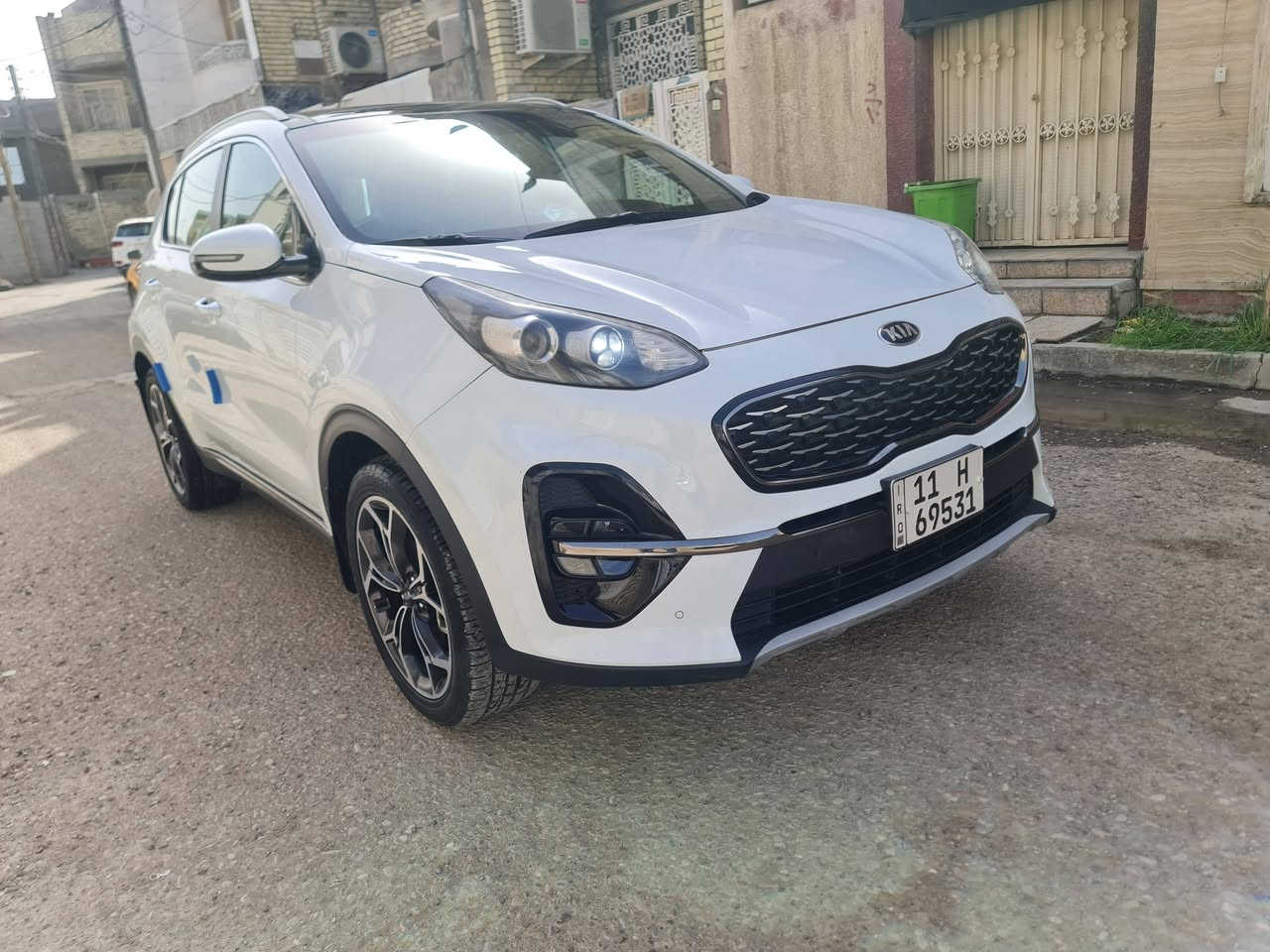 سبورتج خليجي جيتي لاين موديل ٢٠٢١ ماشيه٥٥ جاهزه السياره جديده بمعنى الكلمه  ومعروفه مواصفاتها مايحتاج تنذكر بيه رصعتين مسحوبات فقط 
السعر ٢٢٥
للإستفسار ***********وبيه مجال قليل الشراي ايخابر مامتواجد عل فيس مكانها البلديات بسمي سنويه جديده ٣١
