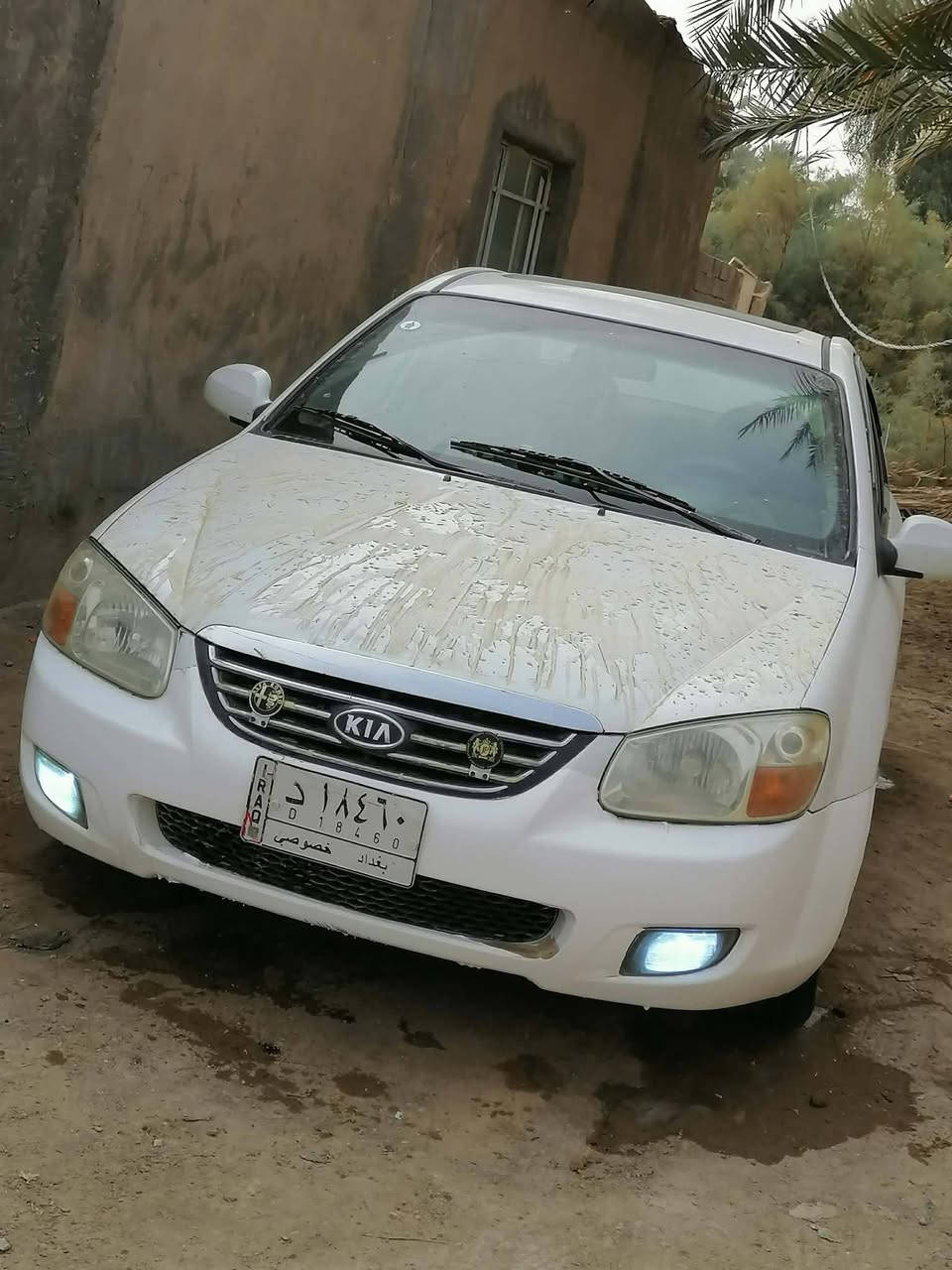 السلام عليكم
  للبيع سياره سيراتو موديل 2009 بغداد انكليزي باسمي سياره فول مواصفات خمسه ويل كب حداديه تخم تاير تبريد ثلج بيها رشات قليله للجماليه  
السعر 88 وبيها مجال قليل  مكاني بابل كفل 
رقم الهاتف ***********
