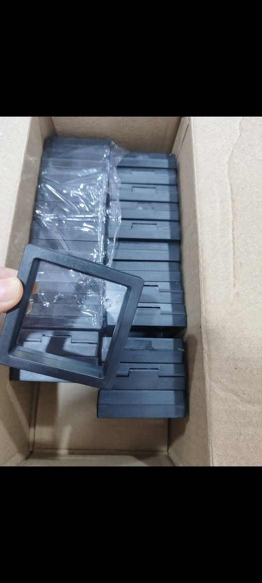 علب اكسسوارات فارغه ٢٥ قطعه وبوكسات حجم كف الايد ١٠ قطع كلهم ب ١٢ والتوصيل خمسه جميع محافظات العراق


**إذا كنت صاحب هذا الإعلان وتريد حذفه لأي سبب، رجاءا أرسل رسالة إلى الدعم الفني**