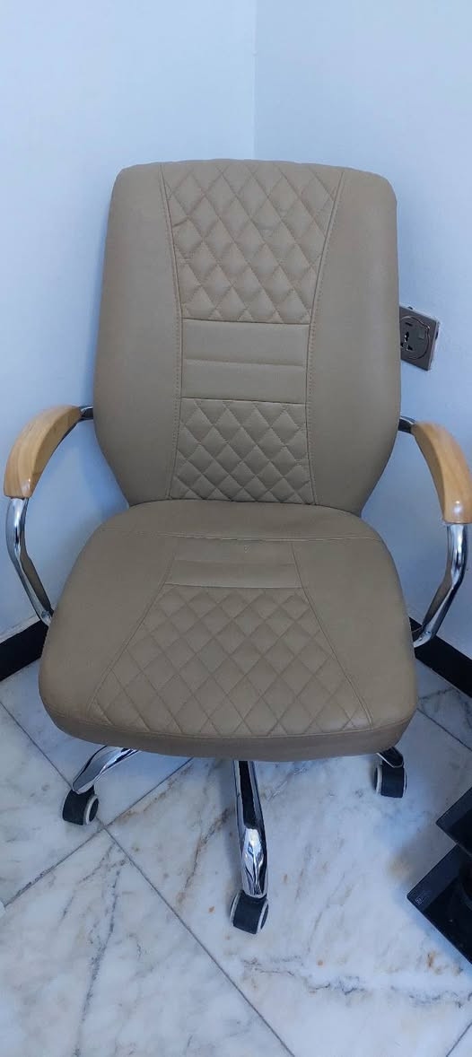 ميز وكرسي مكتبي للبيع صناعة تركي العنوان بغداد حي الجهاد


**إذا كنت صاحب هذا الإعلان وتريد حذفه لأي سبب، رجاءا أرسل رسالة إلى الدعم الفني**