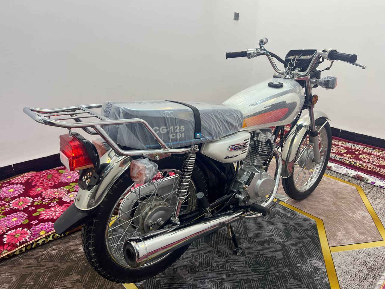 ارشا مديل 26 بعدها جديده فول احلى من صور شرط اوراق اسكنر سكنر مداور وين مايعجبك ماعوزها شي ابد السعر 650 مجال بسيط الشراي العنوان كربلاء الاتصال ***********
