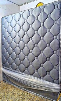 دوشك نفرين • جديد بالنايلون • ضمان ٥ سنوات