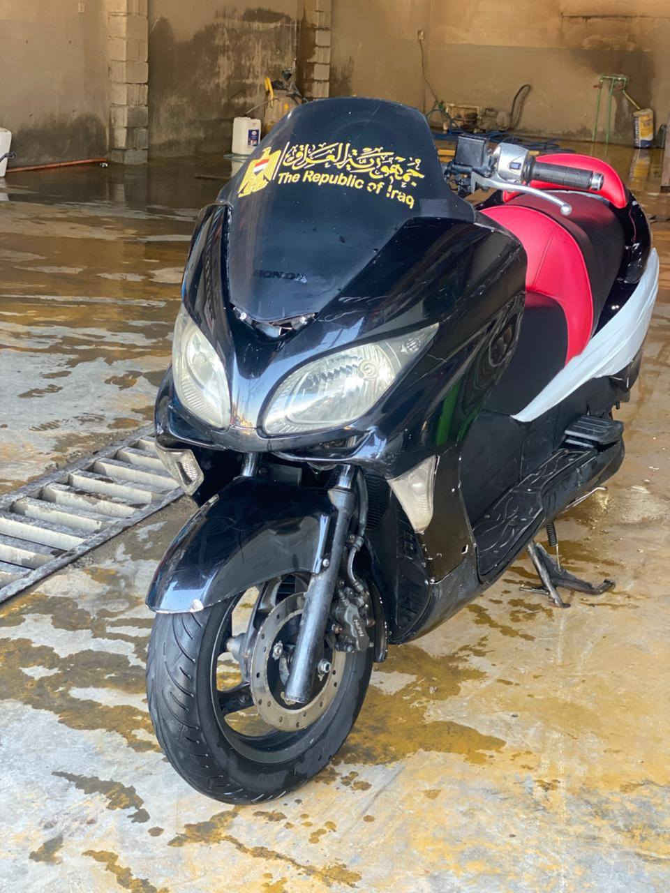 السلام عليكم دراجة فورزا صفر ٩ كرستال
كير ملغي يدات تدفئه 
مكينه لا تبخير لا تنقيص خير من الله 
بس بيها كفر بي شخط خفيف بدون كسر 
السعر ٨٠٠ وبيها مجال 
العنوان ديالى بعقوبة تحرير 
***********
