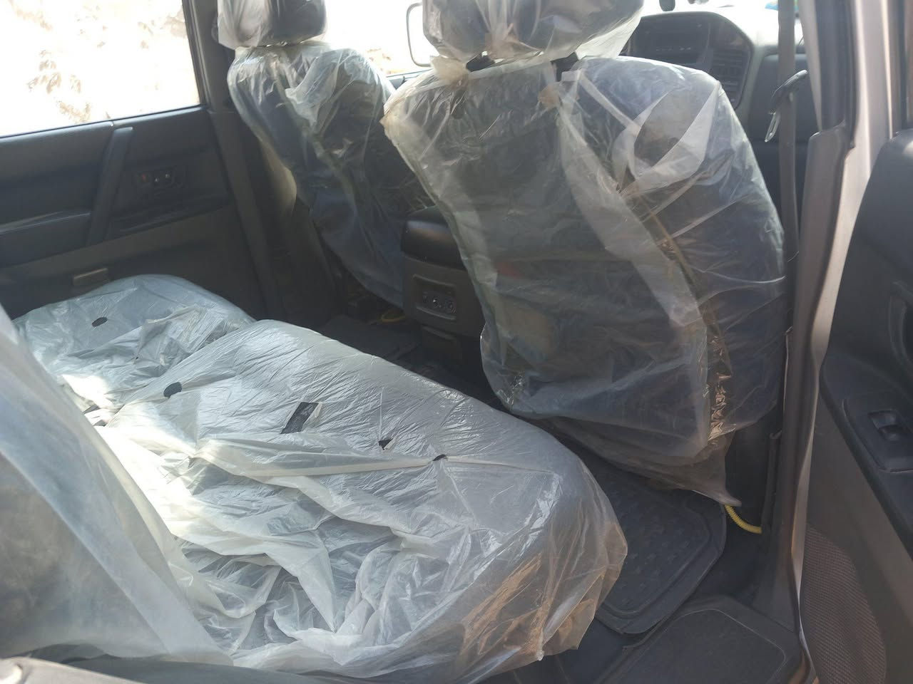 السلام عليكم سياره باجيرو موديل ٢٠٠١ رقمه اربيل محرك بدايه ضعيف كير حداديه كهربائيات تبريد كله كامله راعيها ابو سنويه موجود بيع أو مراوس السعر ب٨٠ بيها مجال مكلف بنشر هذا رقم تلفون راعيها *********** سياره بل الناصرية مركز ناصرية, ذي قار
