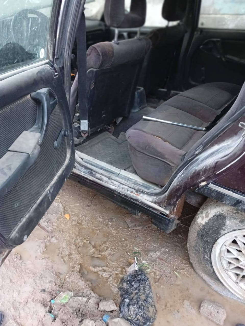 اسلام عليكم  وابل اوميكا  ستيشن  موديل1993 رقم بغداد  دولي  سنويه ال 29   كير ومحرك  مال ابرنس   تهم تأيرات صدر 80بل% كهربائيات شغاله    سعر السيارة 29 رقم الهاتف ***********
