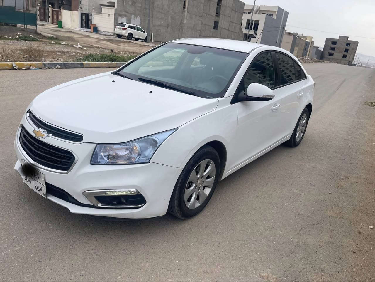 كروز 2016 سياره جديد
لاصبغ بية تعديل واحد 
كلو شرت 5 ورقة غرامة
سعر 95 قفل صافي 90 ورقة  سعر بلاش *********** Singapore
