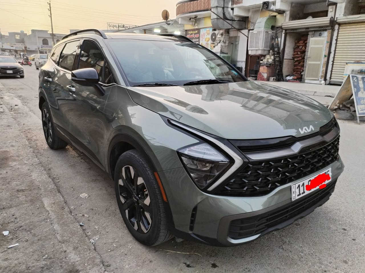 السلام عليكم 
سبورتج اكس لاين  لون المميز  فول مواصفات  X-Line وارد امريكي موديل ٢٠٢٣ ماشية ٣٠ الف مايل رقم بغداد الجديد حادثها قبغ جنطة 
وفطر  بسيط بالدعامية الامامية مال تحميل
٫٫٫٫٫٫الايرباكات كلها سايمة ، 
بانوراما 
بصمة
تشغيل عن بعد
هاند بريك بصمة
نظام ترحيب
شحن وايرليس
رادارات
كشنات جلد 
كاميرا دوارة
محرك 2500
فور ويل
كشن السائق كهرباء 
تدفئة كشنات
تحديد مسار
تبريد قطعتين
مانع انزلاق
نزول منحدرات
نظام abs
نظام فحص ضغط الاطارات 
وضعيات قيادة
فول تحكم ستيرن
لد امامي خلفي
نقاط عمياء
ويل كب كروم
اوتو هولد 
اوتو ستوب
دواخل مطعم بيانو بلاك
حادثها موضح بالصور
العنوان بغداد.. ملاحظة السيارة بيها كم رصعه خفيفه حيل متبين اله تركز بيها بس لازم اوضح كل الامور 
السعر : 225 وبيها مجال


**إذا كنت صاحب هذا الإعلان وتريد حذفه لأي سبب، رجاءا أرسل رسالة إلى الدعم الفني**