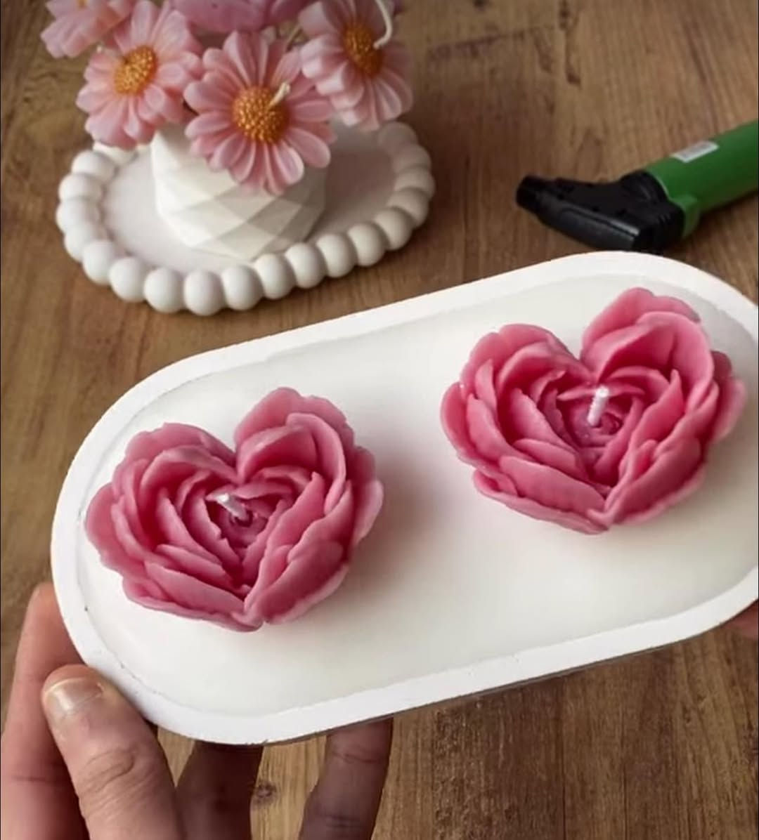 ارقى هدية لعيد المعلم ولعيد اللام الورد وخاصة اذا كان من الشمع يعني ميذبل ويضل معطر صنع بكل حب من منتجات ريحانة للشموع وبانسب الاسعار وتنافسية عرض لشهر رمضان     يوجد توصيل لكافة مناطق بغداد والمحافظات


**إذا كنت صاحب هذا الإعلان وتريد حذفه لأي سبب، رجاءا أرسل رسالة إلى الدعم الفني**