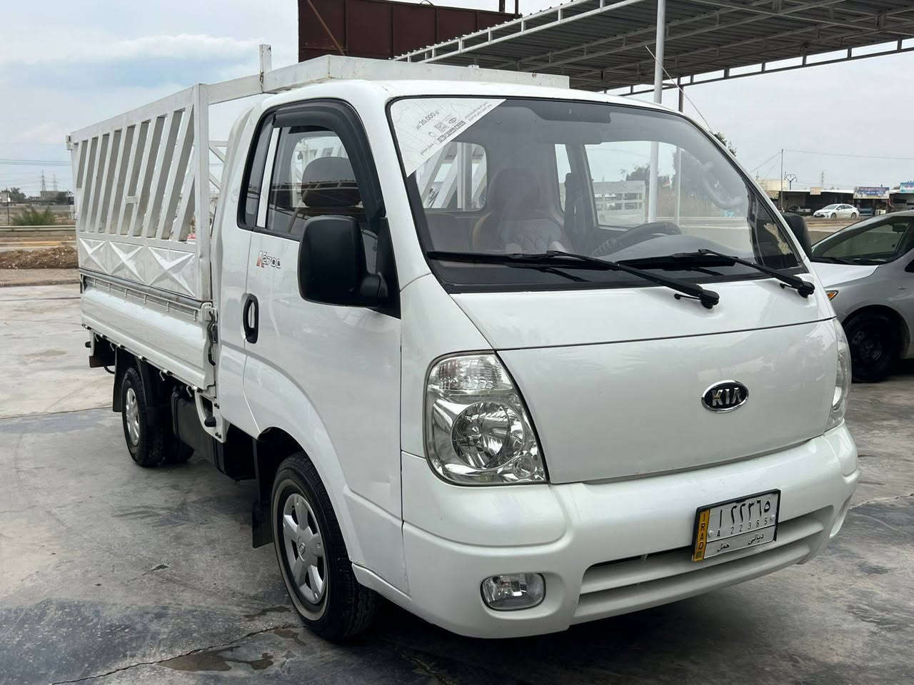 بسم الله الرحمن الرحيم اللهم صل على محمد وآل محمد 
السلام عليكم اخون عندي هاي سيارة كيه 2012 سيارة محرك 2700 رقم ديالى ألماني تحويل ثاني يوم مشروع وطني سنويه 27 سيارة مكفوله كفاله عامه عدة كارت بل بل بدي مقدي عشر سنتات  سيارة وضع شركه تراي زيرو محرك وكير وصدر أمامي خلفي وكسل وشاصي عل وضع شركه سيارة ماشيه 220 سيارة بحالت الوكاله صعبه تحصل كيه موديل 2012 بهيج نضافه شرط الفحص مكاني ديالى بعقوبه شراي يتصل ويدلل وهاذة رقمي *********** السعر 103  وبي مجال شراي يتصل ويدلل
