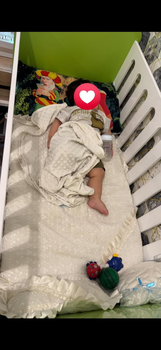 كاروك للبيع نفس الي بالصوره اخذته 250 أريده 150 مستخدم شهرين نضافه فول شخط مابي بالعافيه ليصير من نصيبه والدوشك هديه مكان الزعفرانيه شارع المركز  اتصال ***********
