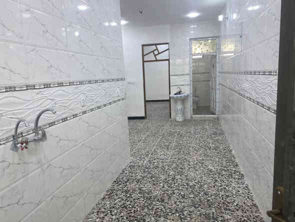 سلام عليكم دار للبيع المساحه 100 متر مربع 
بناء حديث طابق واحد 
يتكون غرفه نوم كبيره حولي استقبال مطبخ استقبال 
العنوان بغداد راشديه منطقه 7 نيسان 
خدمات كامله ماء كهرباء مدارس قريبه كلش عل تبليط مباشر 
للاستفسار ***********
