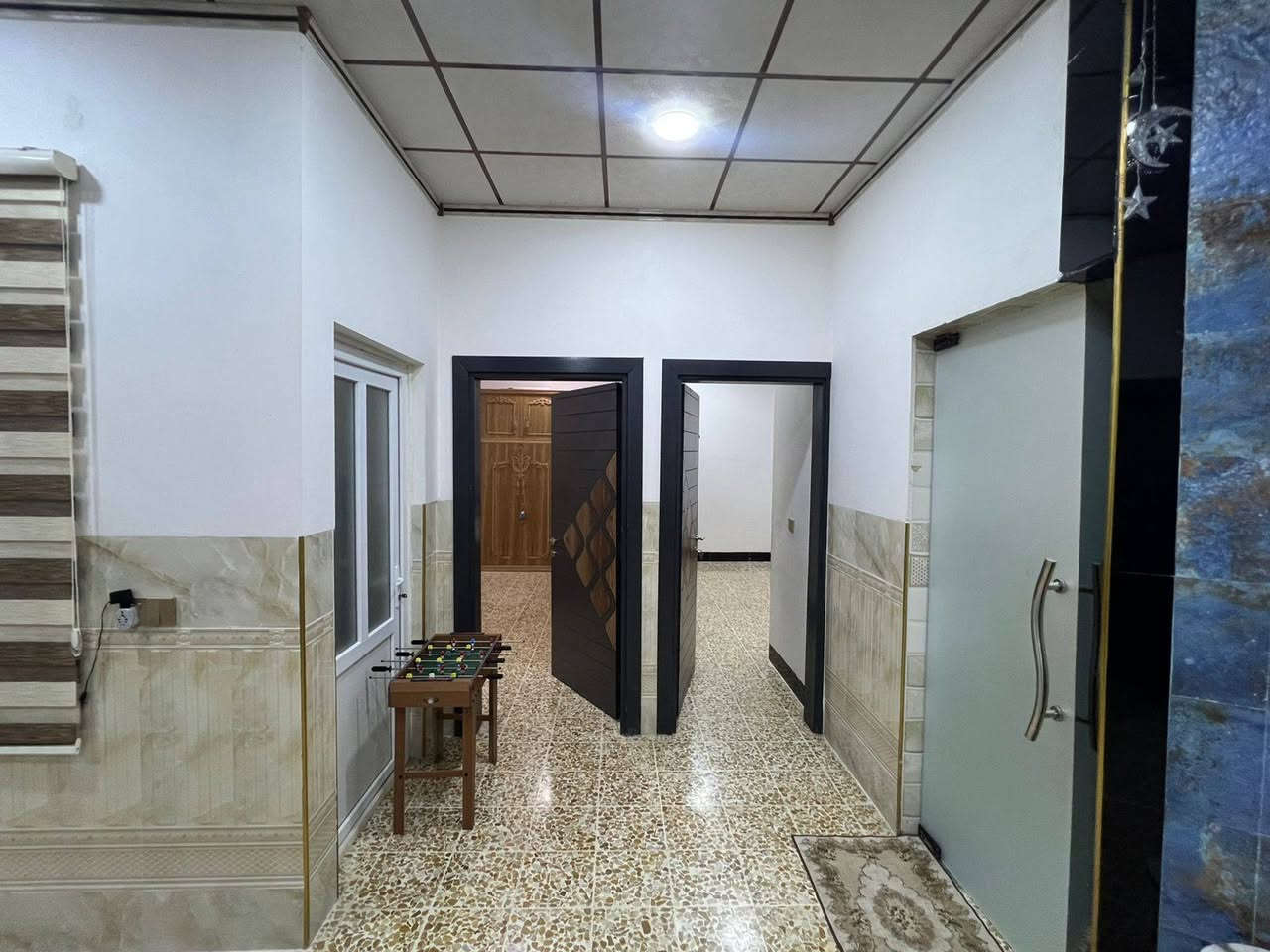 دار التربيه الرابعه بمساحة ٢٠٠ متر نظام اقساط موقع مميز شارع الحديقه قريب جداً على شارع ٣٠ وشارع ٦٠
يحتوي الدار على خمس غرف نوم ومطبخ واستقبال
للاستفسار مراسله ع الخاص او الاتصال على الرقم ***********
مكتب اسوار نينوى للعقار
